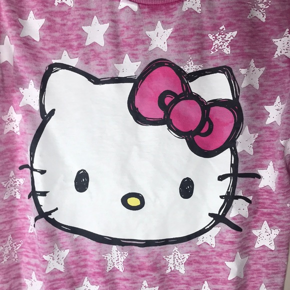 🎈SOLD🎈Hello Kitty Large loge face Top kids fits Size L - Picture 2 of 6